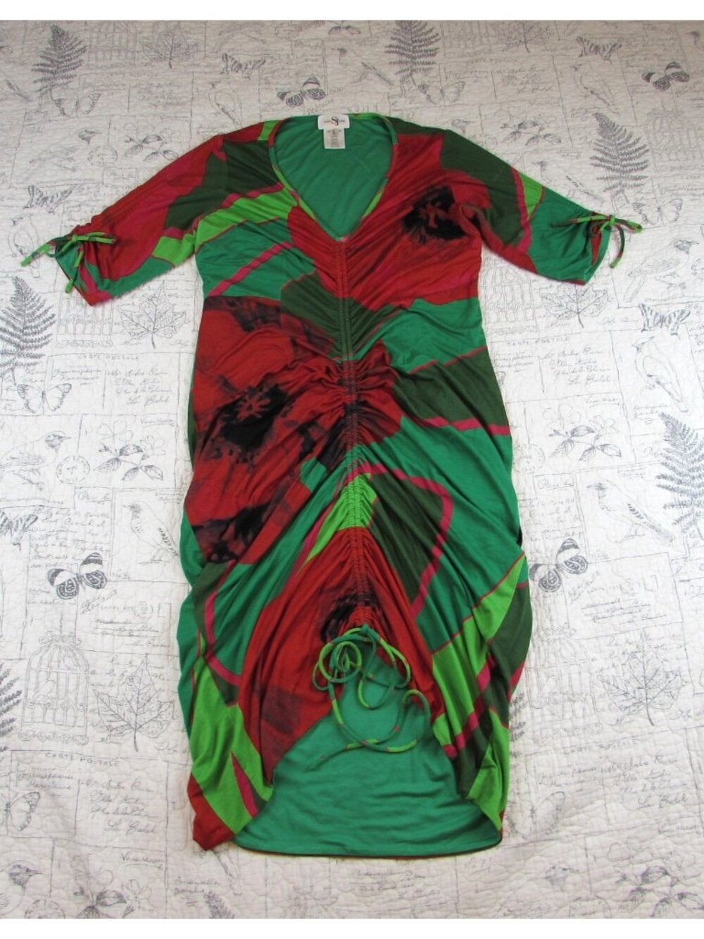 EUC Sassy Jones Bright bold v neck Modal knit flattering ruched dress size L